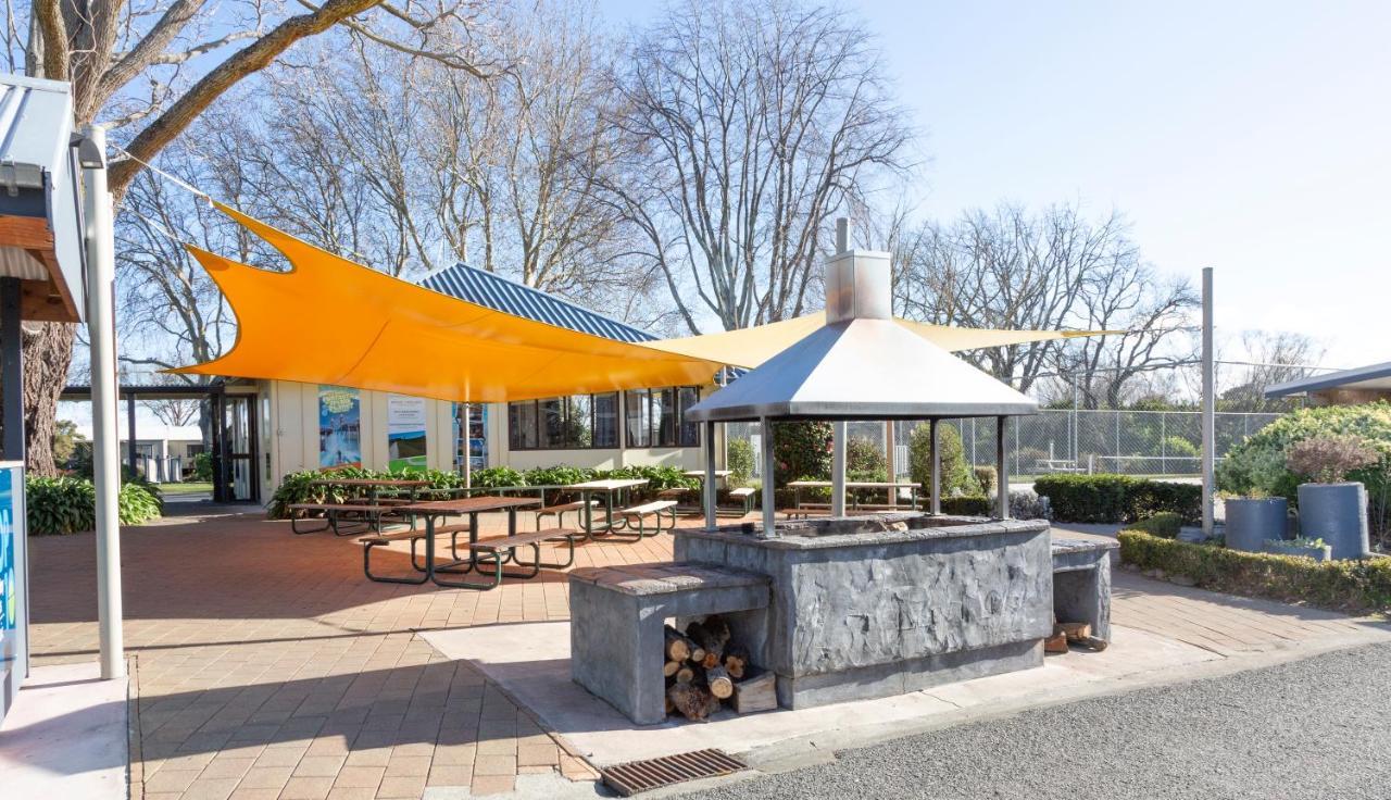 Hastings Top 10 Holiday Park Exterior photo